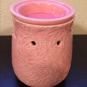 Cracklings rose scents warmer
